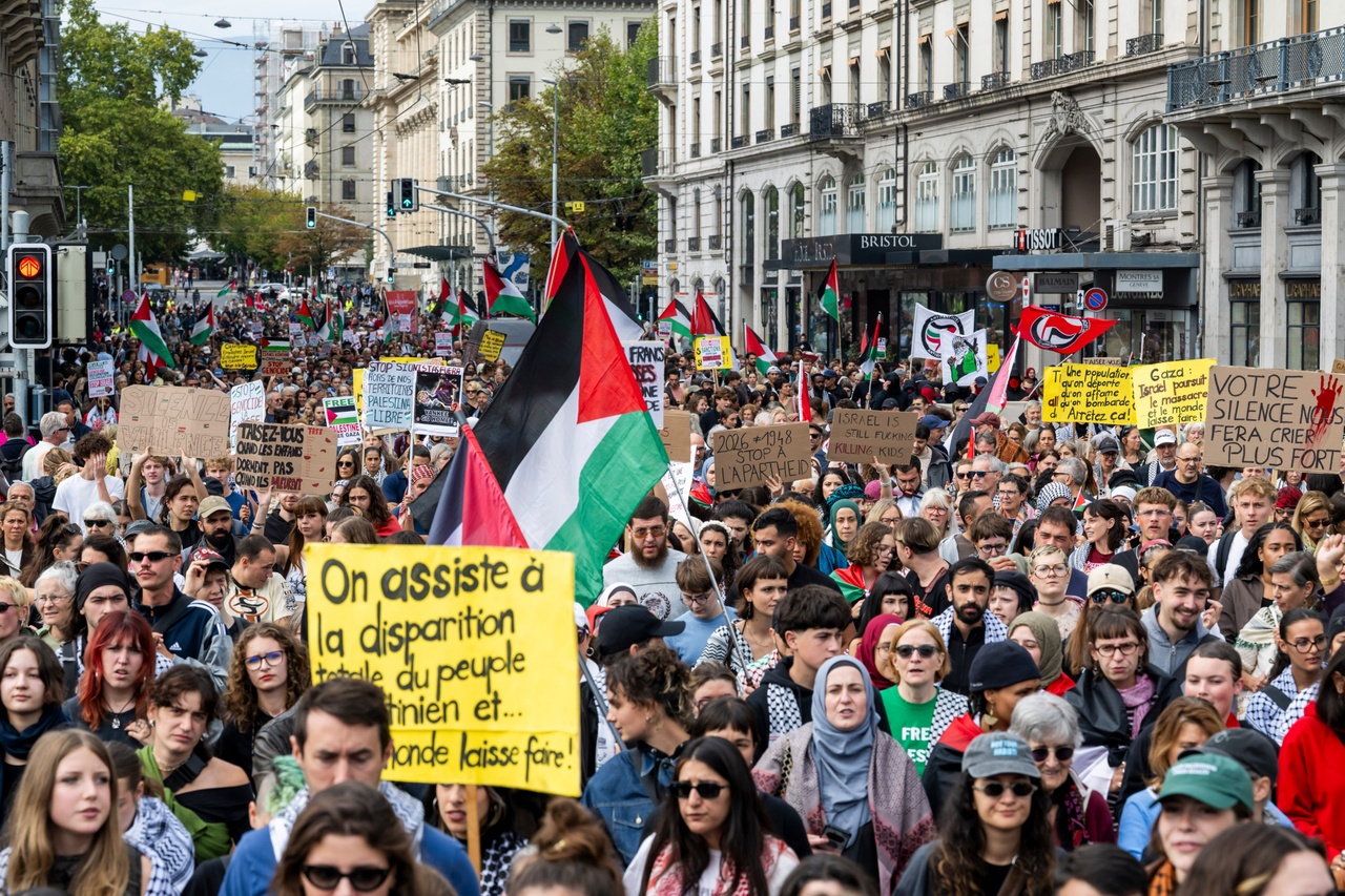 Manifestation à Genève: Plus de 1500 personnes défilent en soutien à la Palestine