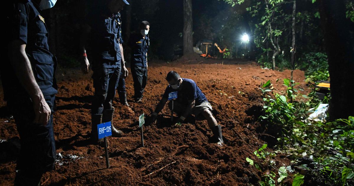 Au Népal, une forêt transformée en cimetière temporaire pour des victimes de la coulée de boue