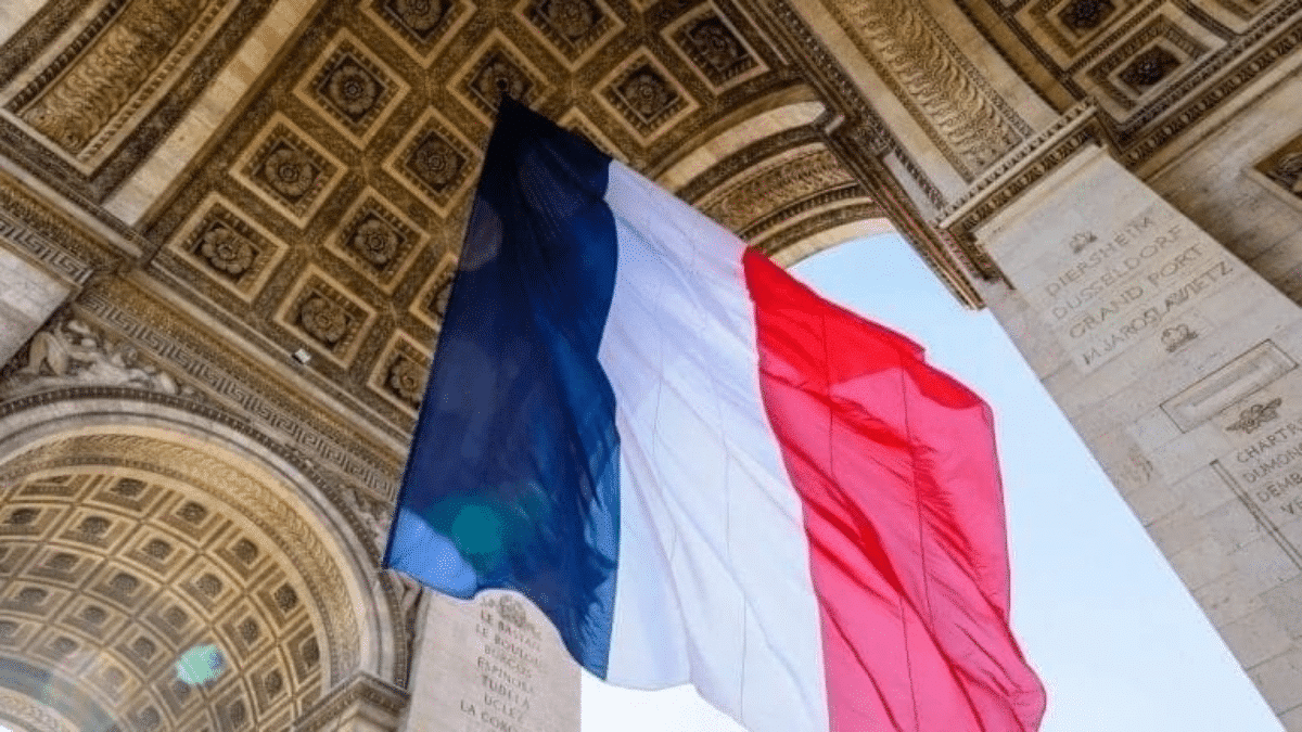 « Révolutionnaires d’Allah » : tollé en France après des propos islamophobes sur LCI