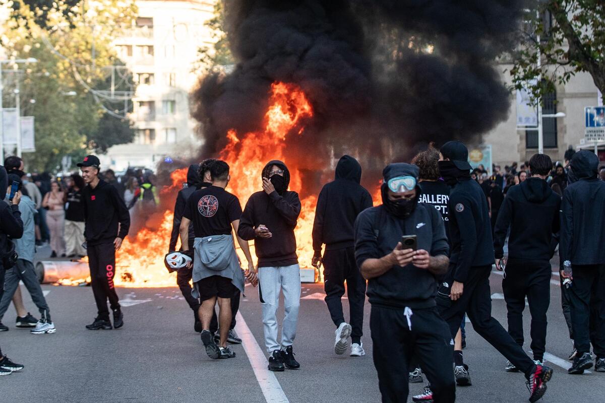 Violences du 17 octobre : Emmanuel Macron a refusé la démission de Laurent Nuñez, nouvelle soirée de tensions dans le centre de Nice… Suivez notre direct