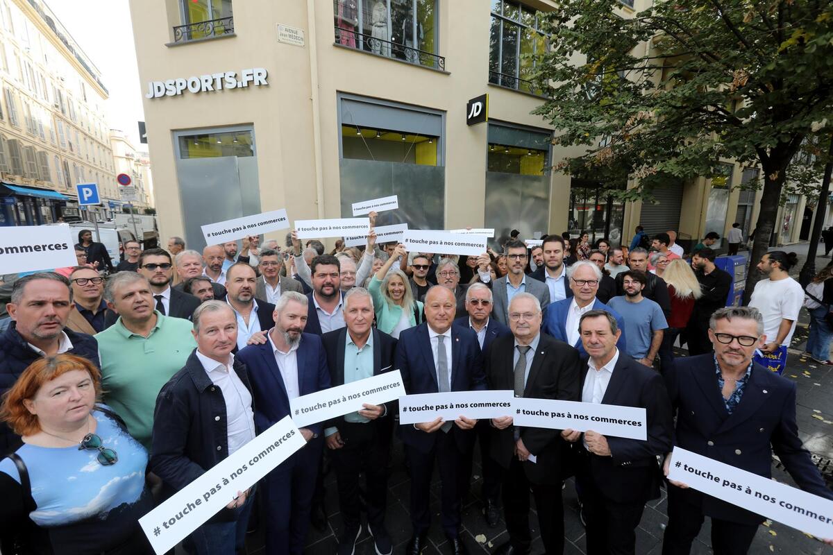 « Derrière chaque commerce, il y a un entrepreneur, des salariés, des familles et des années de travail » : la solidarité s’organise pour les commerçants à Nice