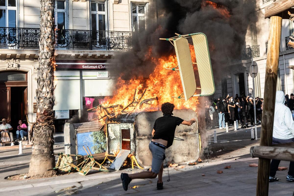 Douze personnes, majeures ou mineures, ont été déférés en justice ce lundi après les violences urbaines qui ont éclaté ce samedi après-midi à Toulon
