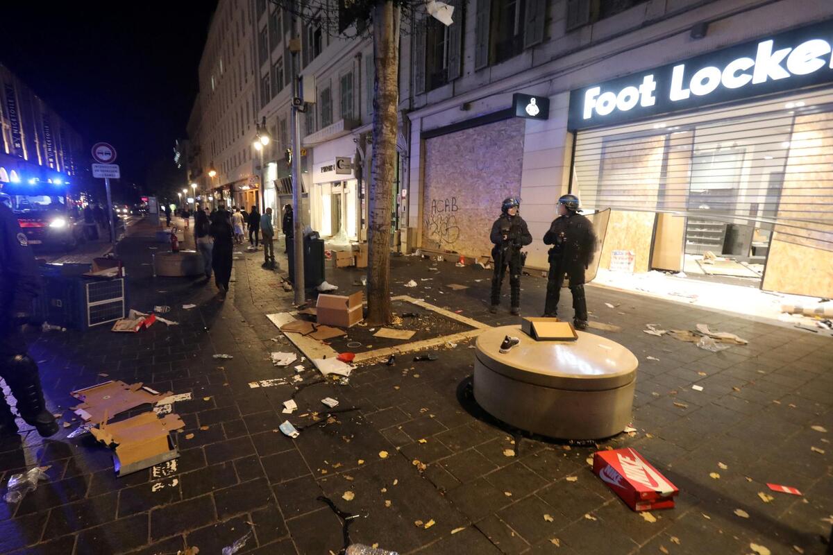 Un couvre-feu instauré dans le centre-ville de Nice pour les mineurs, à compter de ce lundi soir, dès 21 heures