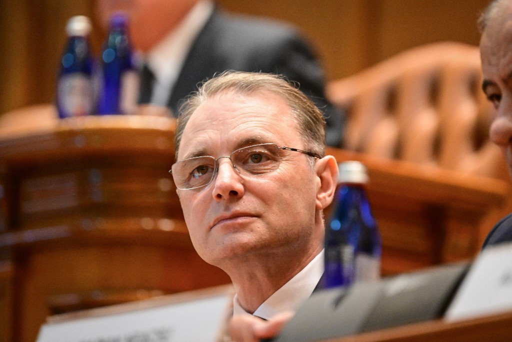 Fin d’une «impasse»: Le Parlement roumain approuve un gouvernement pro-UE