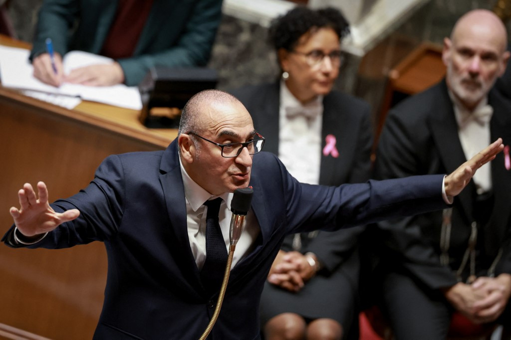 Manifestations en France: Une enquête de Mediapart évoque des consignes visant à incriminer LFI