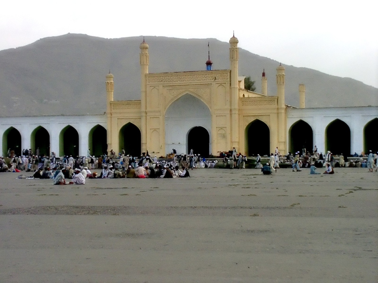 Attentat de la mosquée Id Gah de Kaboul