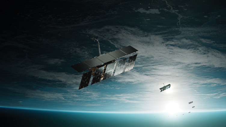 Un satellite militaire russe traque à quelques dizaines de mètres un satellite radar américain utilisé par l’Ukraine