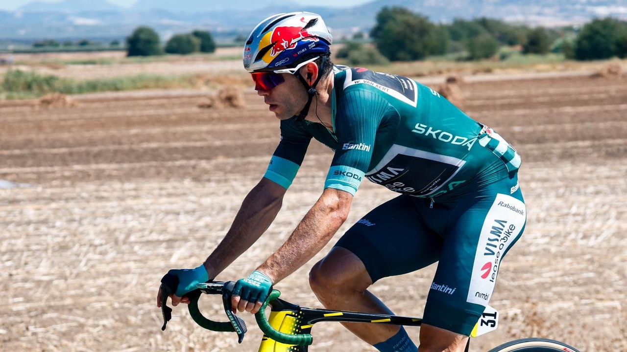 Sommeil écourté pour Wout van Aert avant l’étape reine de la Vuelta : « On m’a réveillé à 7 h 15 pour un contrôle antidopage »