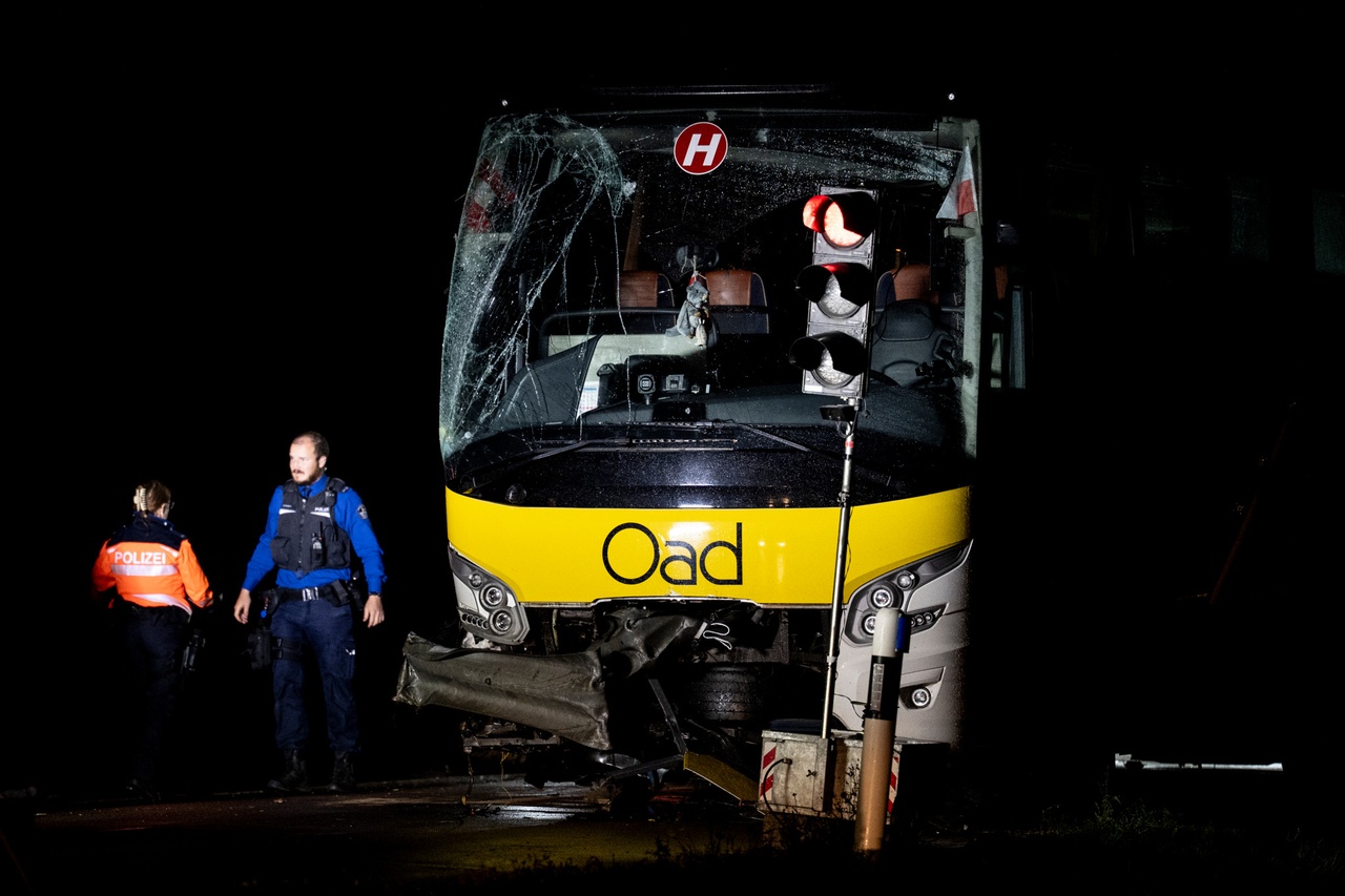 Drame dans les Grisons: Des hôpitaux autrichiens accueillent des blessés du grave accident de car
