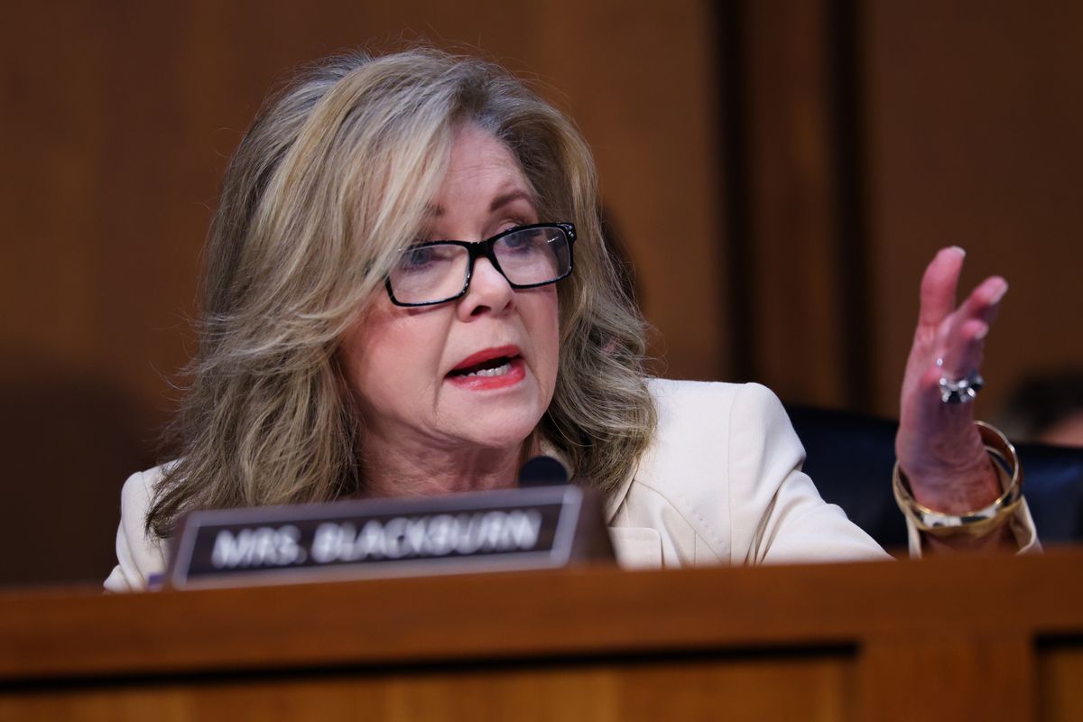 Marsha Blackburn didn't say she would bring back school segregation in Tennessee if elected governor