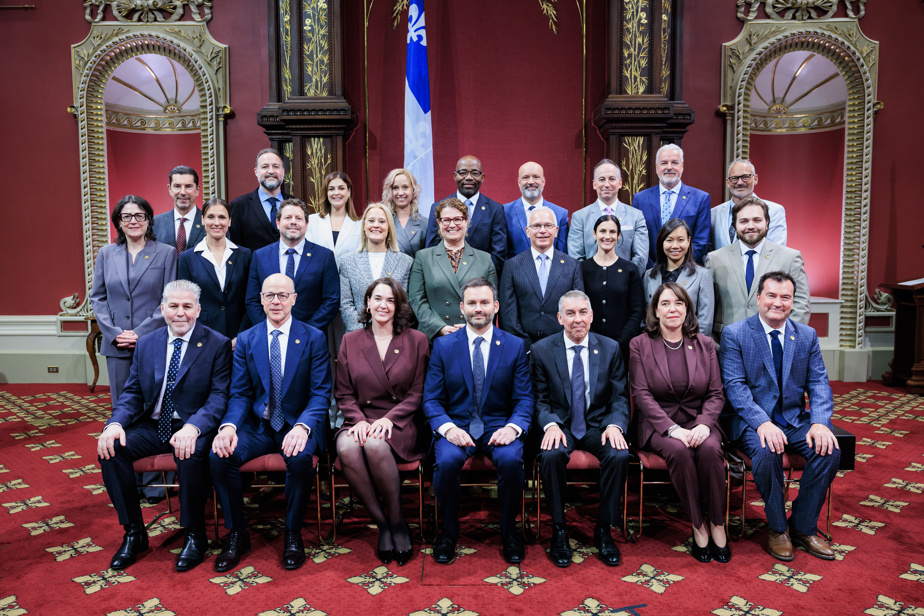 Le fil politique | Qui sont les nouveaux ministres ?