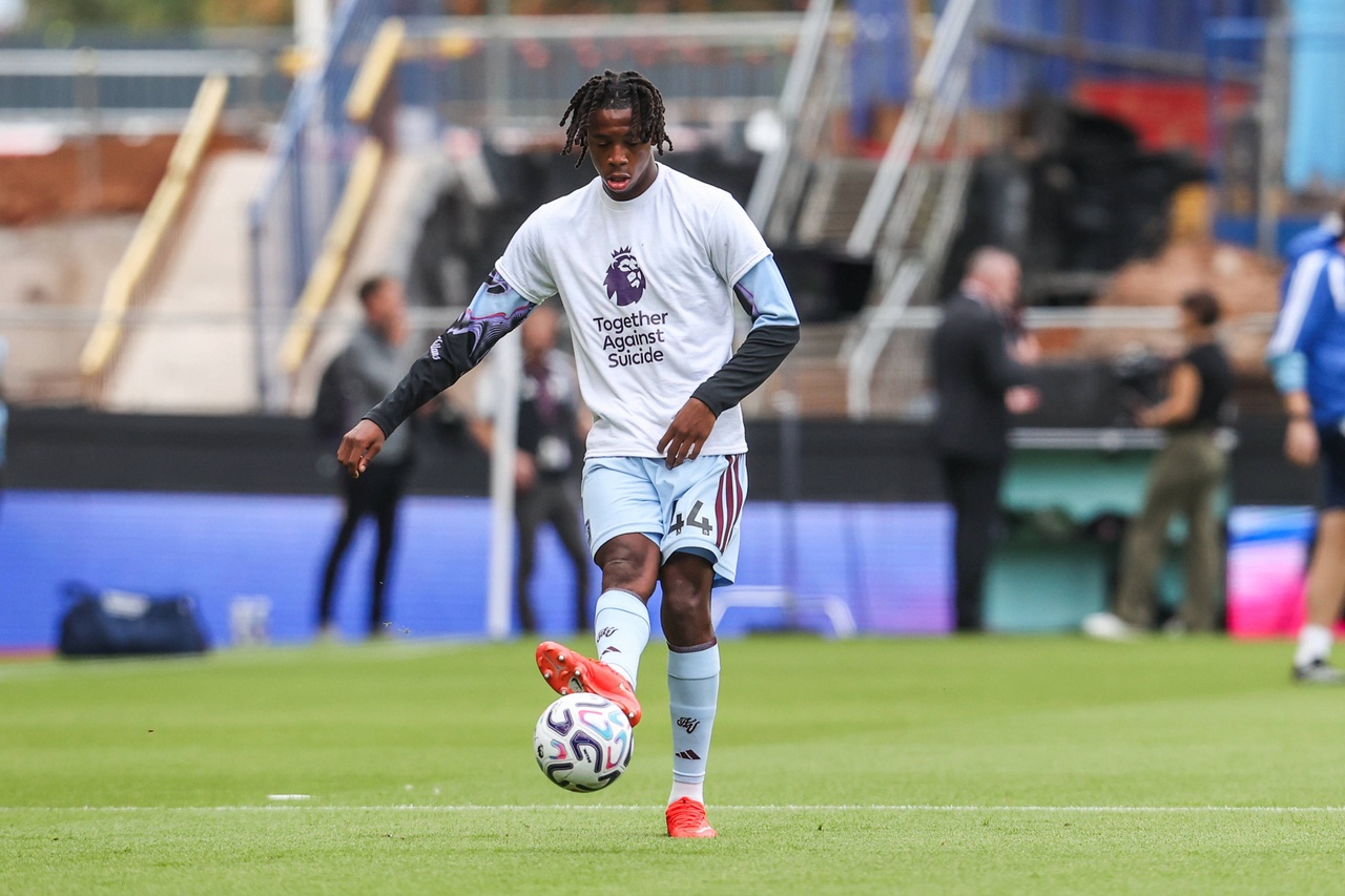 Aston Villa: Johan Manzambi retrouve les terrains après sa blessure au Mondial