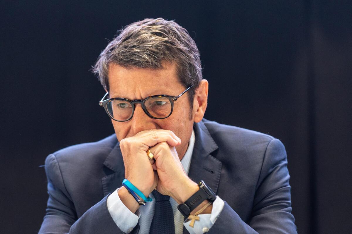 « Vos propos sont pour nous inacceptables » : le candidat à la présidentielle David Lisnard recadré par l’association des maires de France