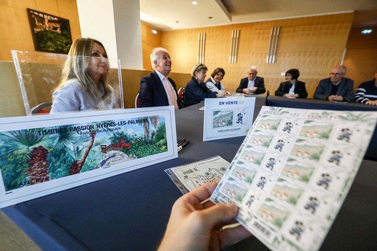 Inédit, un timbre à l’effigie de Hyères sera vendu en avant-première les 23 et 24 octobre au salon « Timbres Passion »