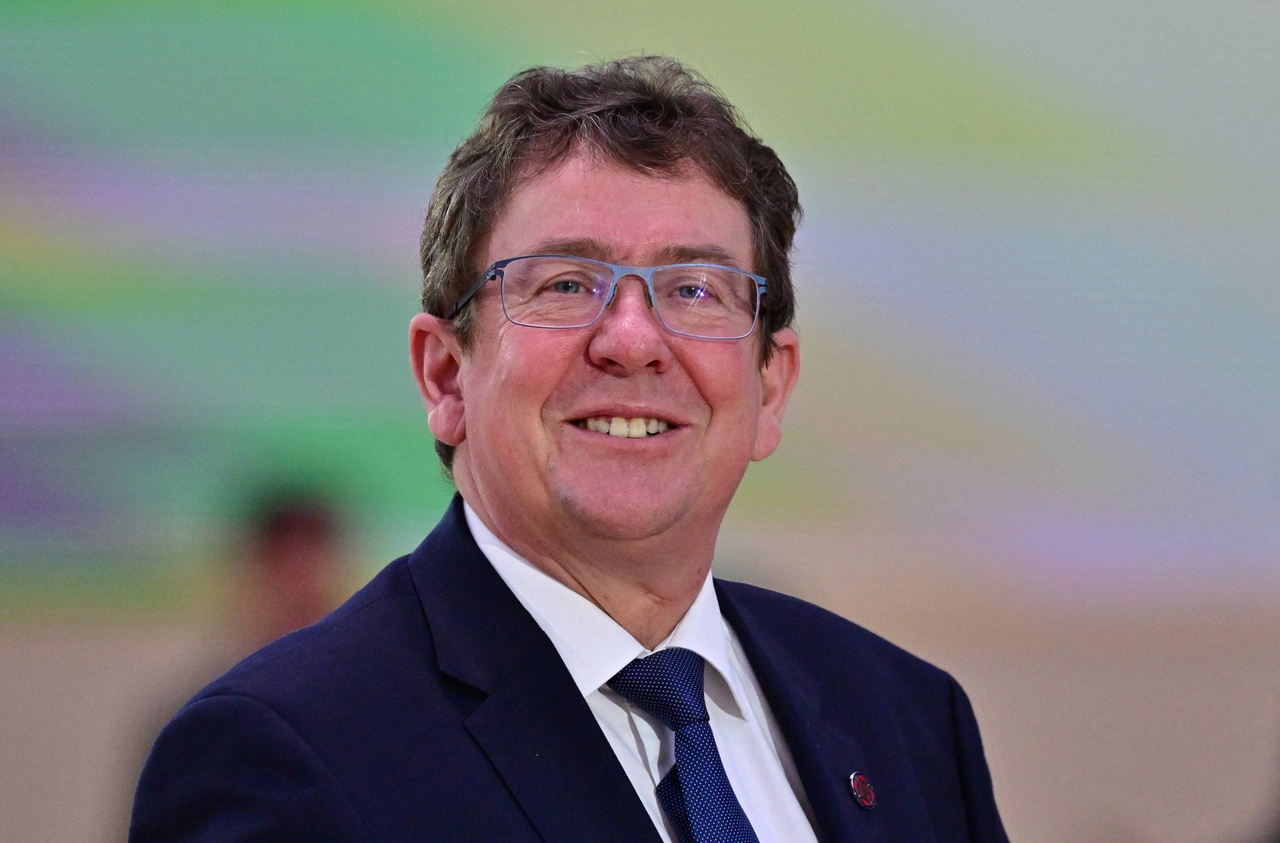 Votation du 29 novembre: Albert Rösti défend les feux d’artifice face à l’initiative fédérale