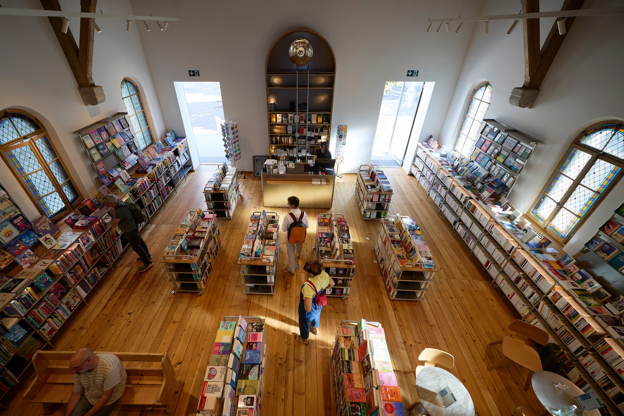 Dans la chapelle: Une librairie digne de «Harry Potter» s’est ouverte à la gare de Renens