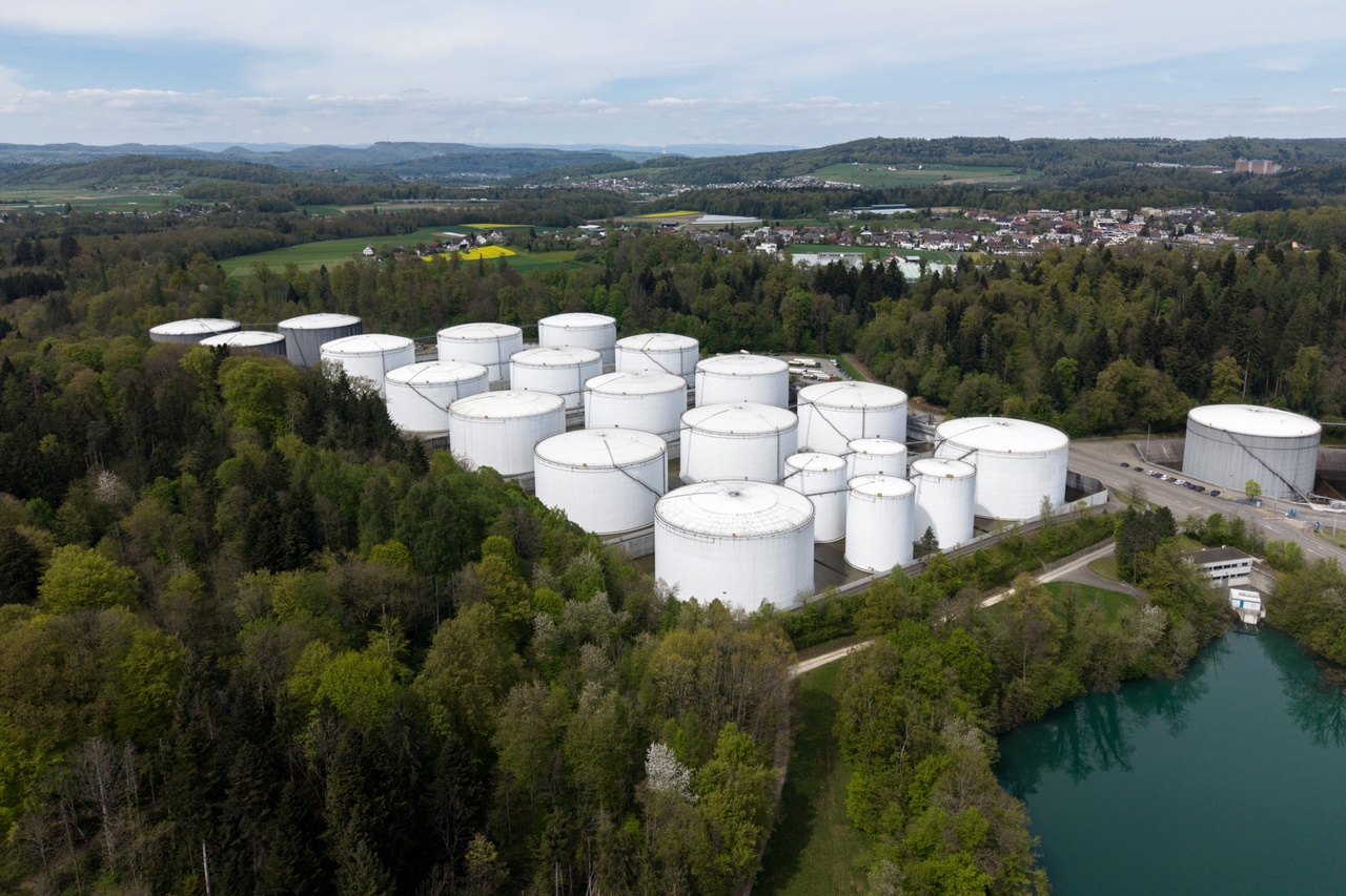 Pénurie à court terme: La Suisse puise dans ses réserves de gazole après des retards de livraison