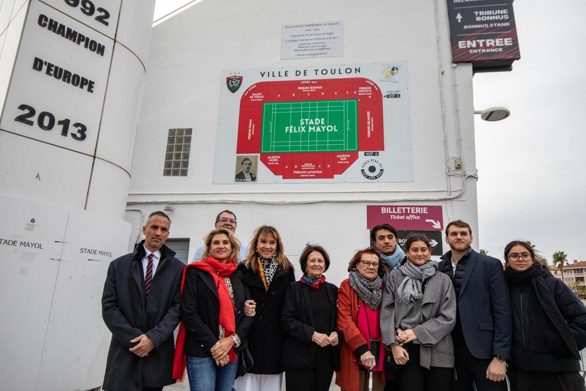 L’héritage glorieux d’André Herrero et d’Eric Melville brille en Rouge et Noir au firmament du stade Mayol dont le parvis et une tribune portent les noms
