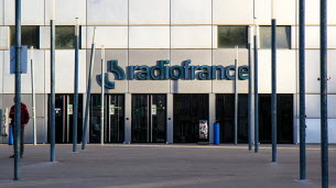 Médias. « Recruter chez Valeurs Actuelles, ce n'est pas du pluralisme » : pourquoi Radio France est en grève