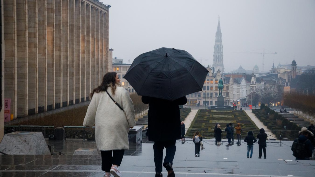 La pluie et quelques coups de tonnerre s’invitent pour conclure le week-end : voici les prévisions météo de ce dimanche