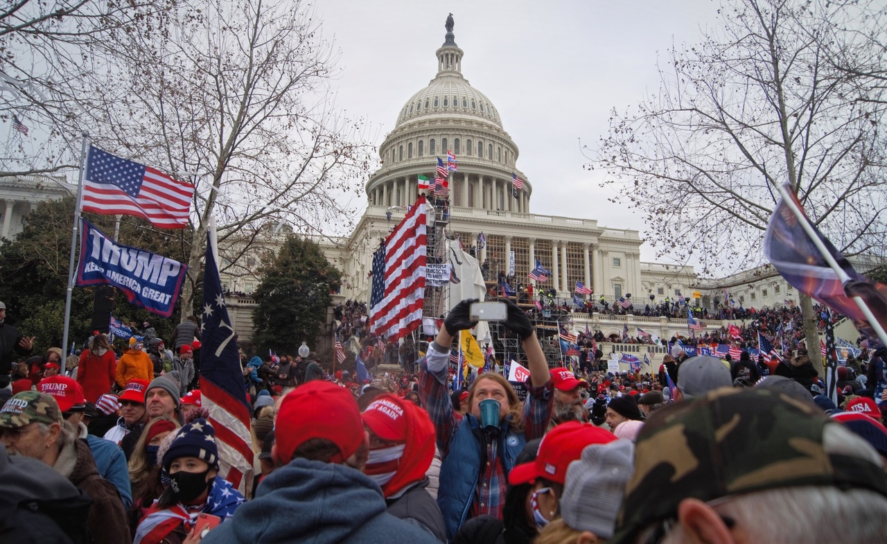 Assaut du Capitole par des partisans de Donald Trump