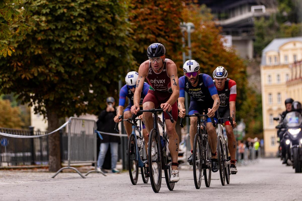 Coninx vainqueur, Seguin dans le Top 10, Bergère se rassure : ce qu’il faut retenir de la WTCS de Karlovy Vary