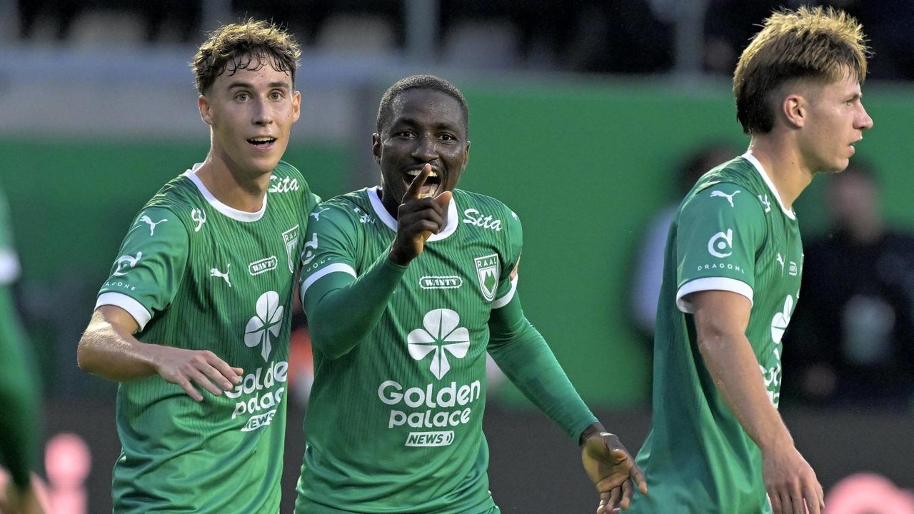 La RAAL La Louvière tient enfin sa première victoire de la saison après avoir nettement dominé Courtrai : « On voulait offrir quelque chose aux supporters »
