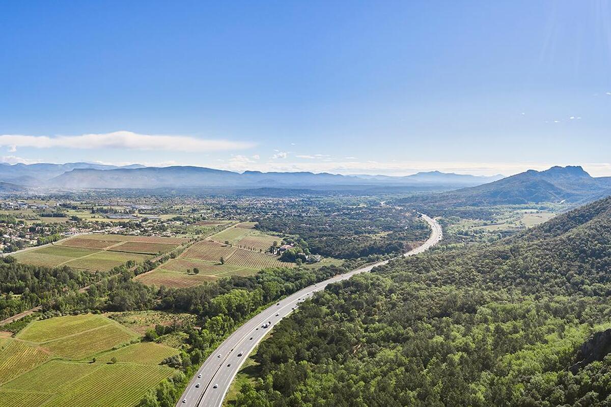 Décarbonation des mobilités en région Sud : comment l’autoroute évolue-t-elle ?
