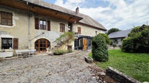 Savoie. « Ce patrimoine continue de disparaître petit à petit » : classée en zone agricole, cette incroyable demeure historique est très difficile à vendre