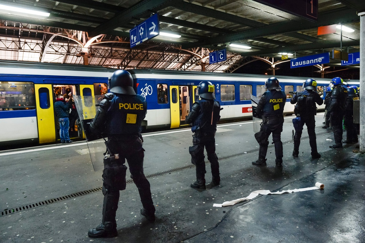 Super League: Les CFF perdent des millions avec les trains de supporters et durcissent les règles du jeu