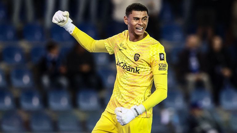 Liverpool officialise l’arrivée de Lucca Brughmans, qui restera encore à Genk une saison