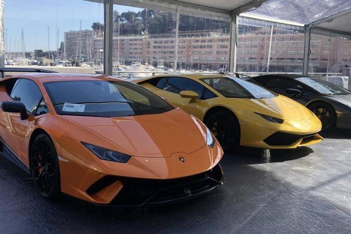 Ils roulaient à 27 km/h sur l’autoroute : des conducteurs de Lamborghini arrêtés pour excès de lenteur