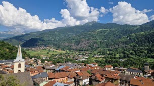 La Plagne. « Nous nous sommes basés sur les prix d’un ticket de métro parisien » : le projet de l’ascenseur valléen des JO 2030 présenté aux habitants