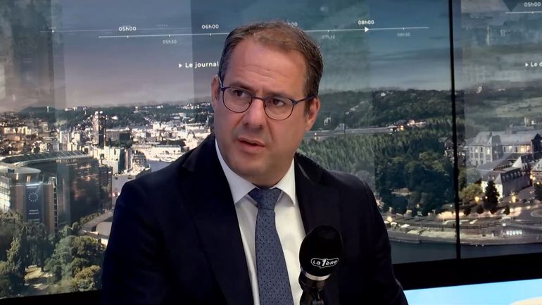 Hausse du prix du carburant et conclave budgétaire : le gouvernement va-t-il activer le cliquet inversé ? "Cela fera l'objet d'une discussion spécifique" assure David Clarinval