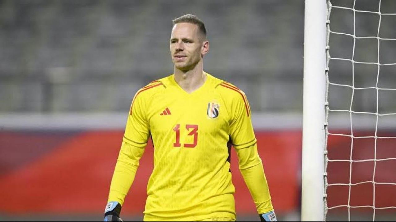 Surprise chez les Diables rouges : Matz Sels arrête la sélection malgré une « bonne discussion » avec Mark van Bommel
