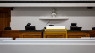 Isère. « Je veux juste qu’il paie pour tout le mal... » : une collégienne violée plusieurs fois par l’homme que son père hébergeait