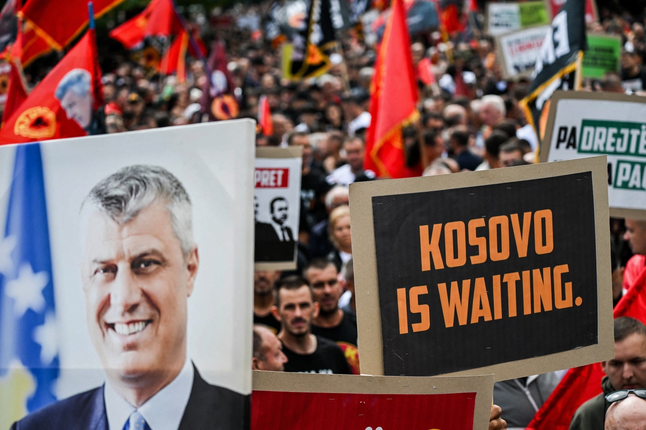 Procès au Tribunal de La Haye: Accusé de crimes de guerre, l’ex-président du Kosovo vise l’acquittement