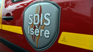 Isère. Percuté par une voiture devant le collège, un adolescent hospitalisé en urgence absolue