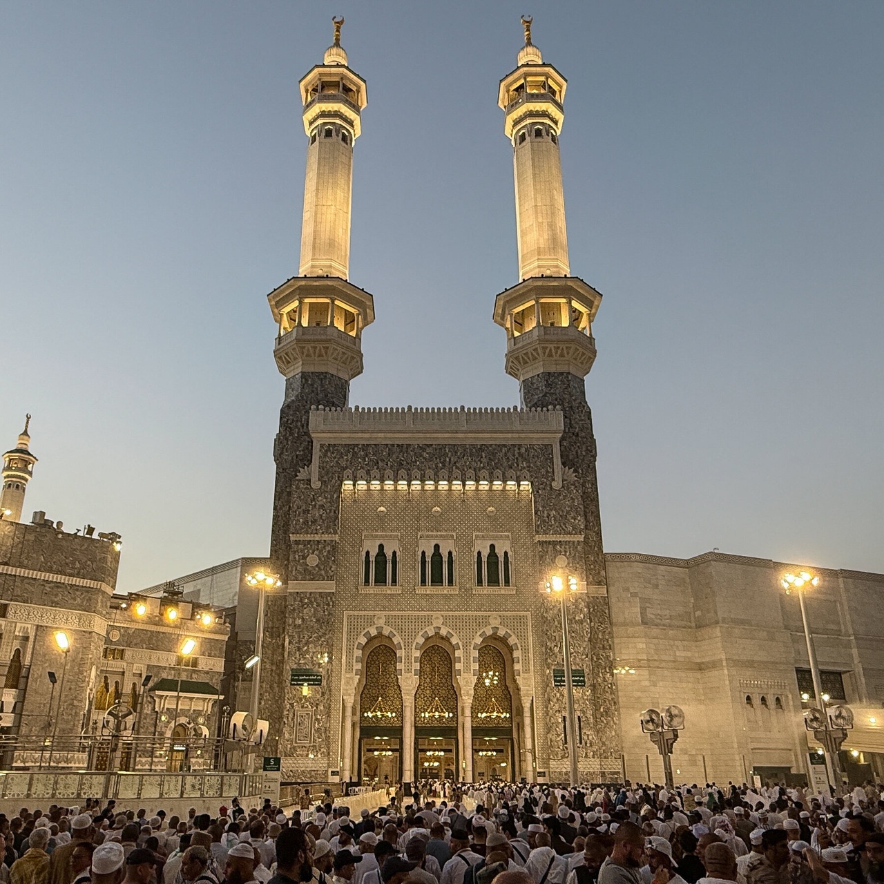 Houthis Claim They Downed Saudi Fighter Jet After Being Accused of Targeting Mecca