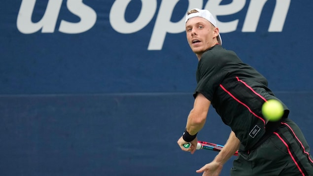 Denis Shapovalov rejoint Ben Shelton au 3e tour à Flushing Meadows