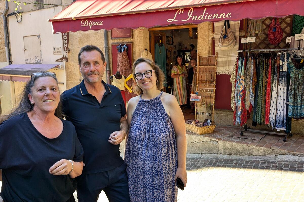 À l’occasion du changement de propriétaire de cette célèbre boutique de Fayence, le maire dévoile son plan pour soutenir l’installation de nouveaux commerçants