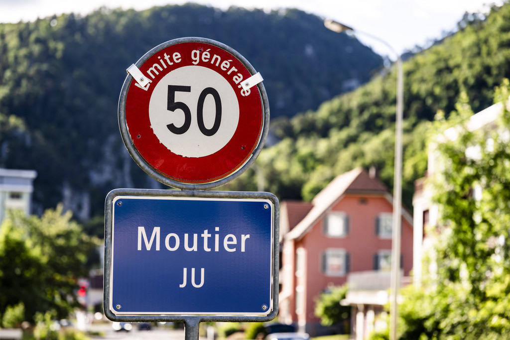 Transfert de Moutier: Plus de 400 retraités ont reçu leur rente AVS à double en janvier