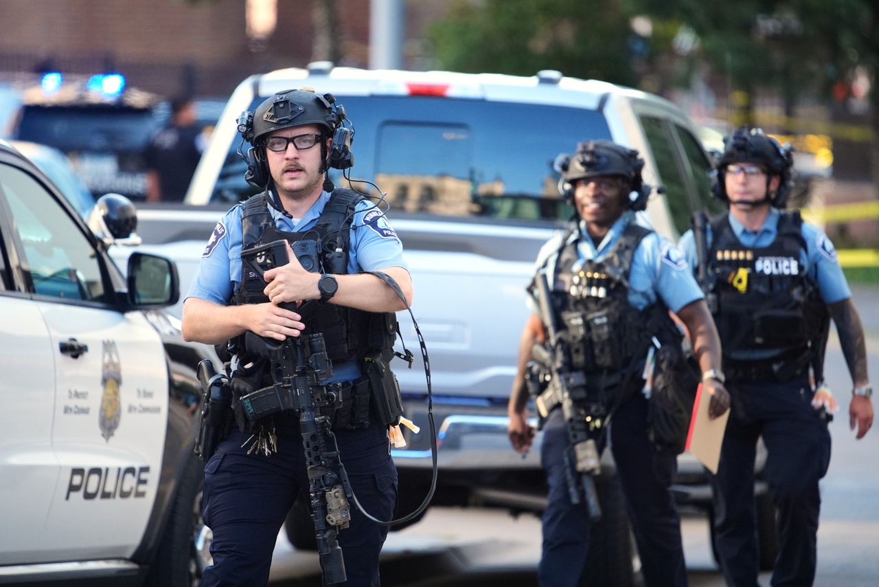 «Priez pour le Minnesota»: Un tireur sème la mort en plein centre de Minneapolis