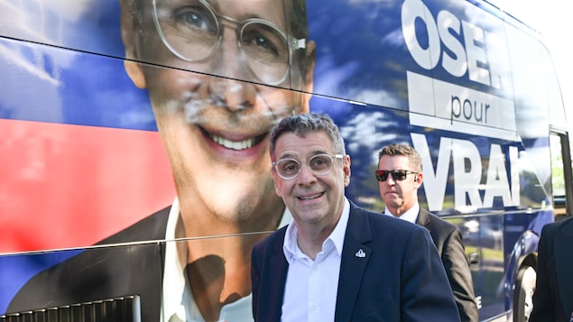 « Scalpel » ou « tronçonneuse » : la « surenchère des coupes » s’invite dans la campagne