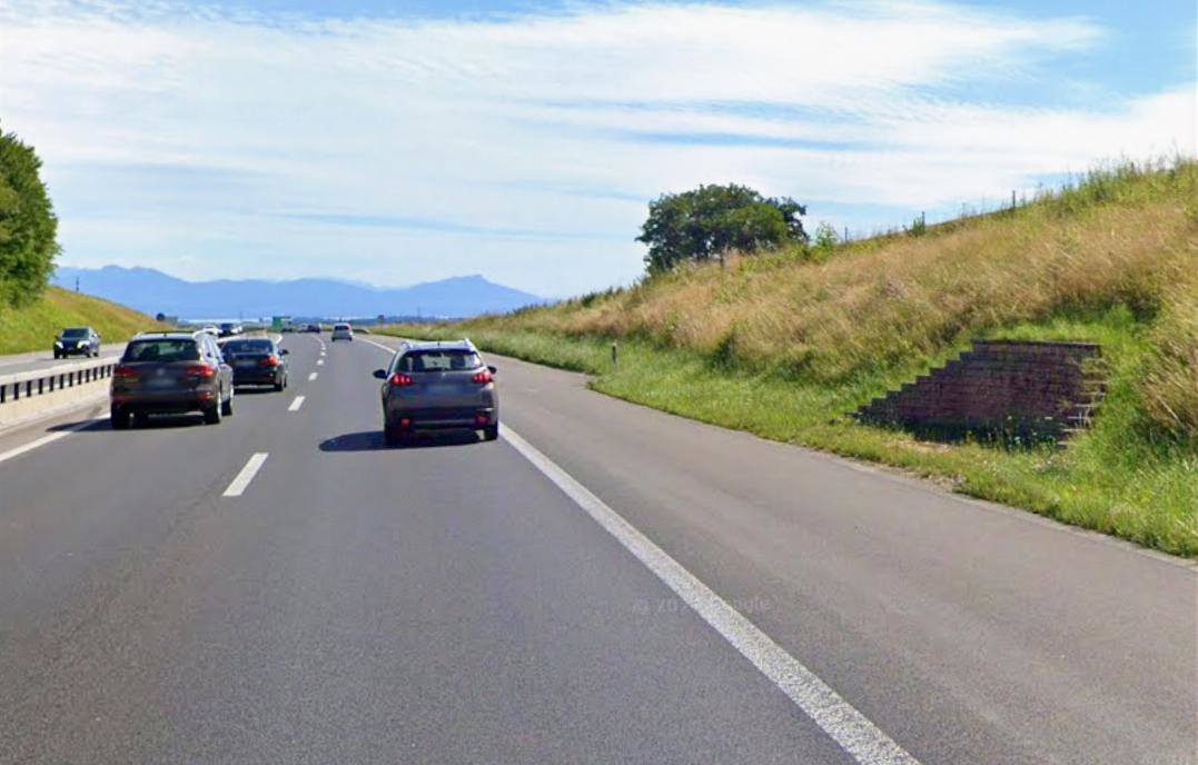On vous répond!: «Pourquoi y a-t-il de petits murets le long de l’autoroute A1?»