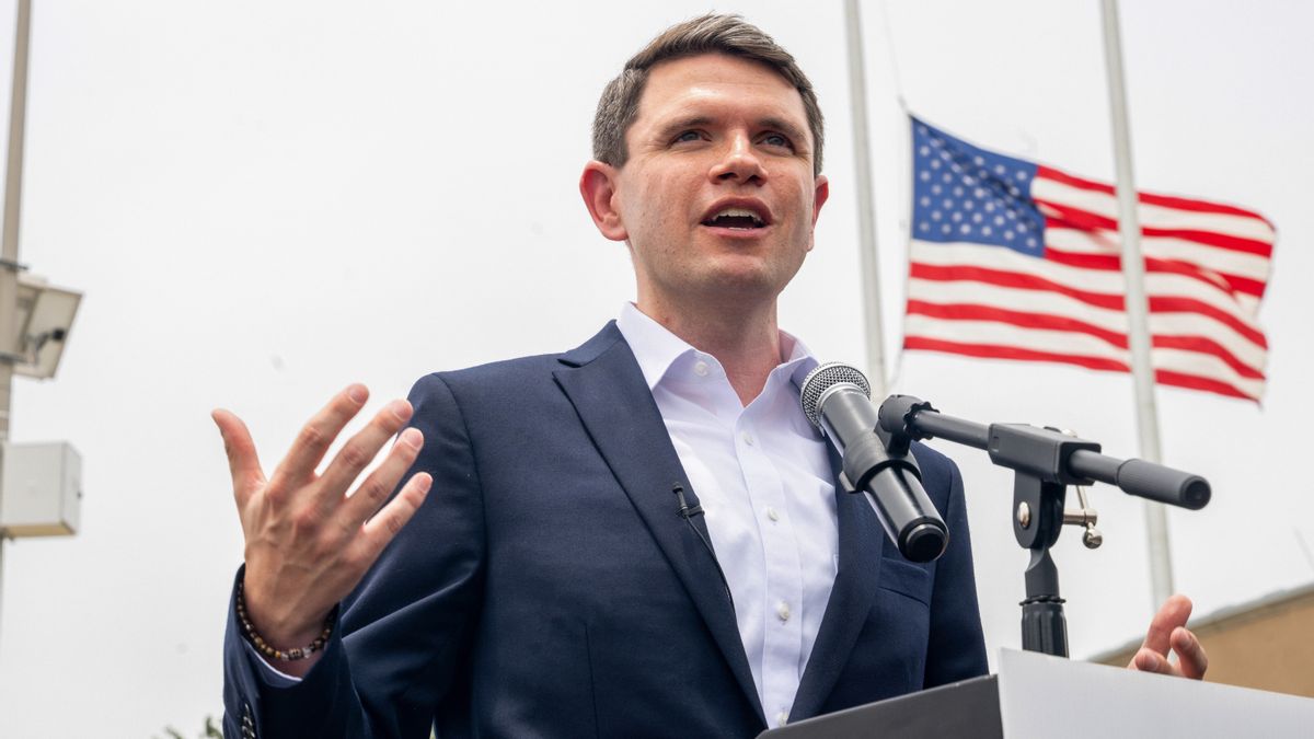 Talarico voted against bill meant to protect Texas land from Chinese interests. Here's why