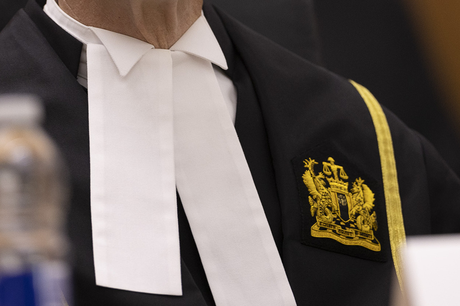 Crimes de guerre nazis | Un juge ordonne à Ottawa de révéler des informations
