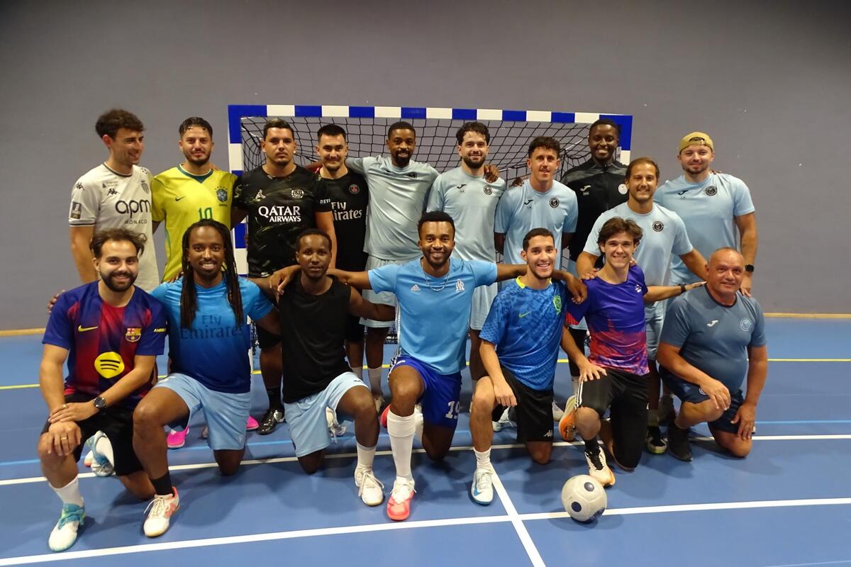 Après avoir connu deux saisons blanches, et fini deuxième du championnat de la Côte d’Azur l’an dernier, le Fréjus Futsal Club retrouve des ambitions