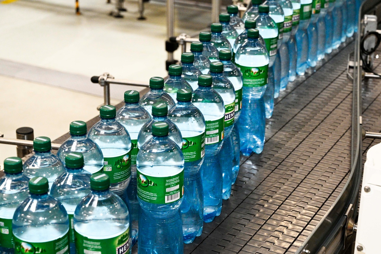 On vous répond!: «Pourquoi n’y a-t-il plus d’Henniez à la Coop?»
