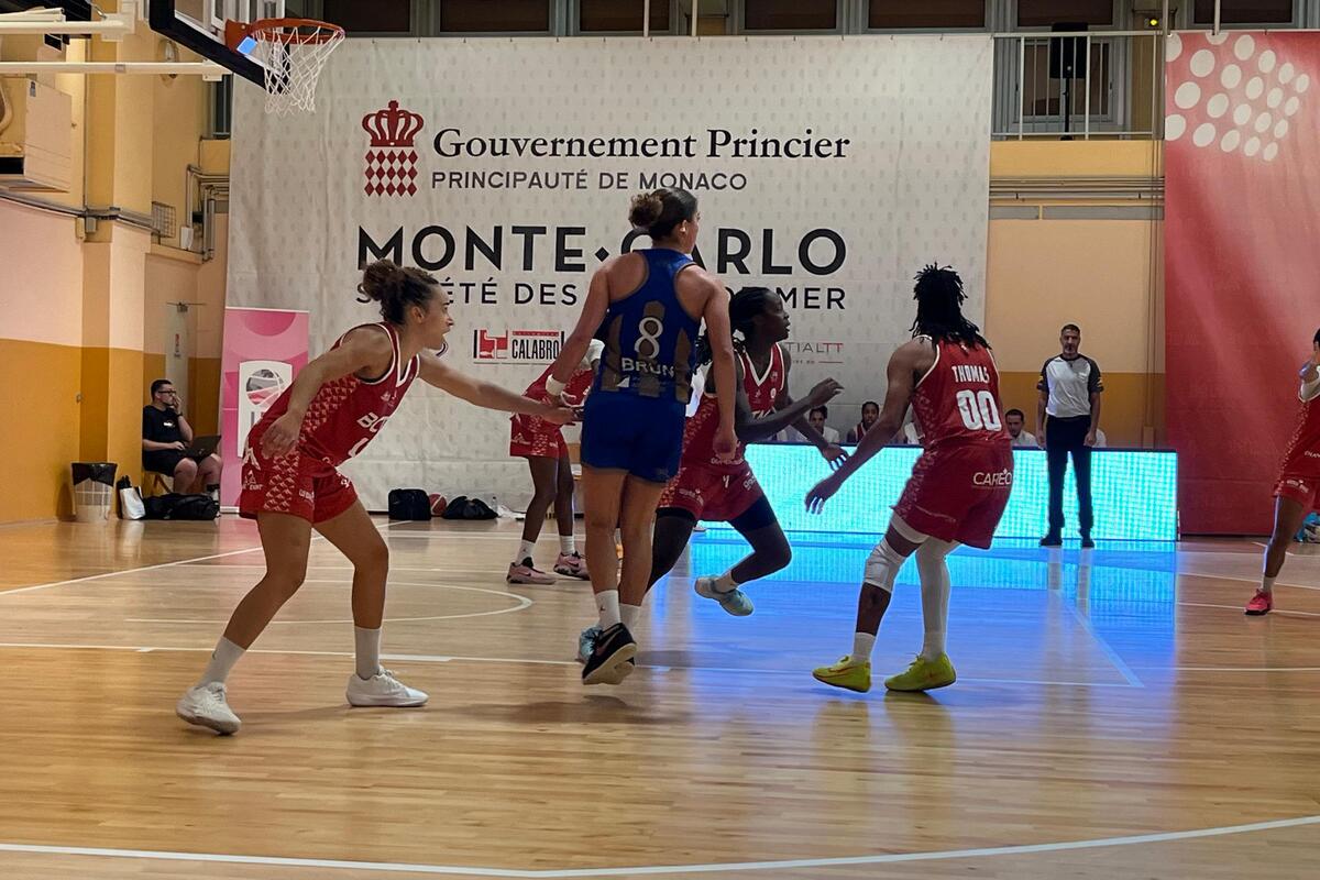 Monaco Basket Association élimine la Tronche-Meylan, une équipe de première division, en 32e de finale de Coupe de France (77-50)
